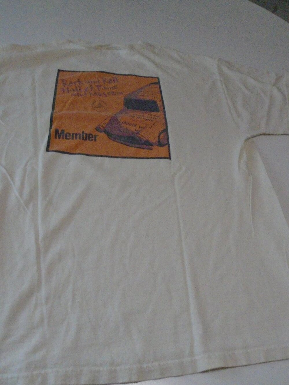 rock and roll hall of fame and museum t shirt xl BIN P2